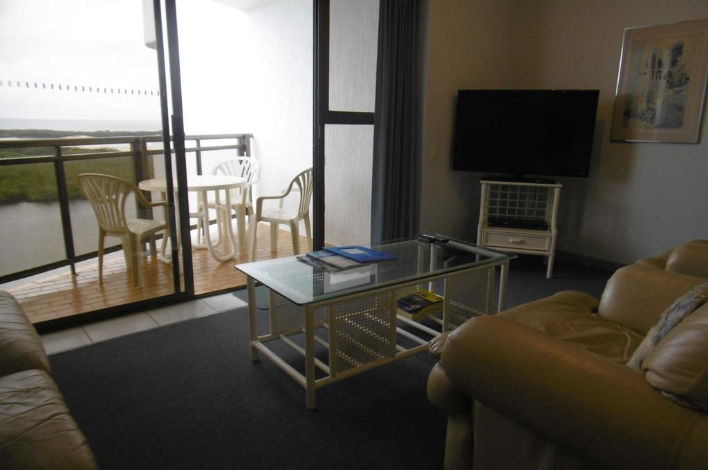 Trafalgar Towers Maroochydore Room photo