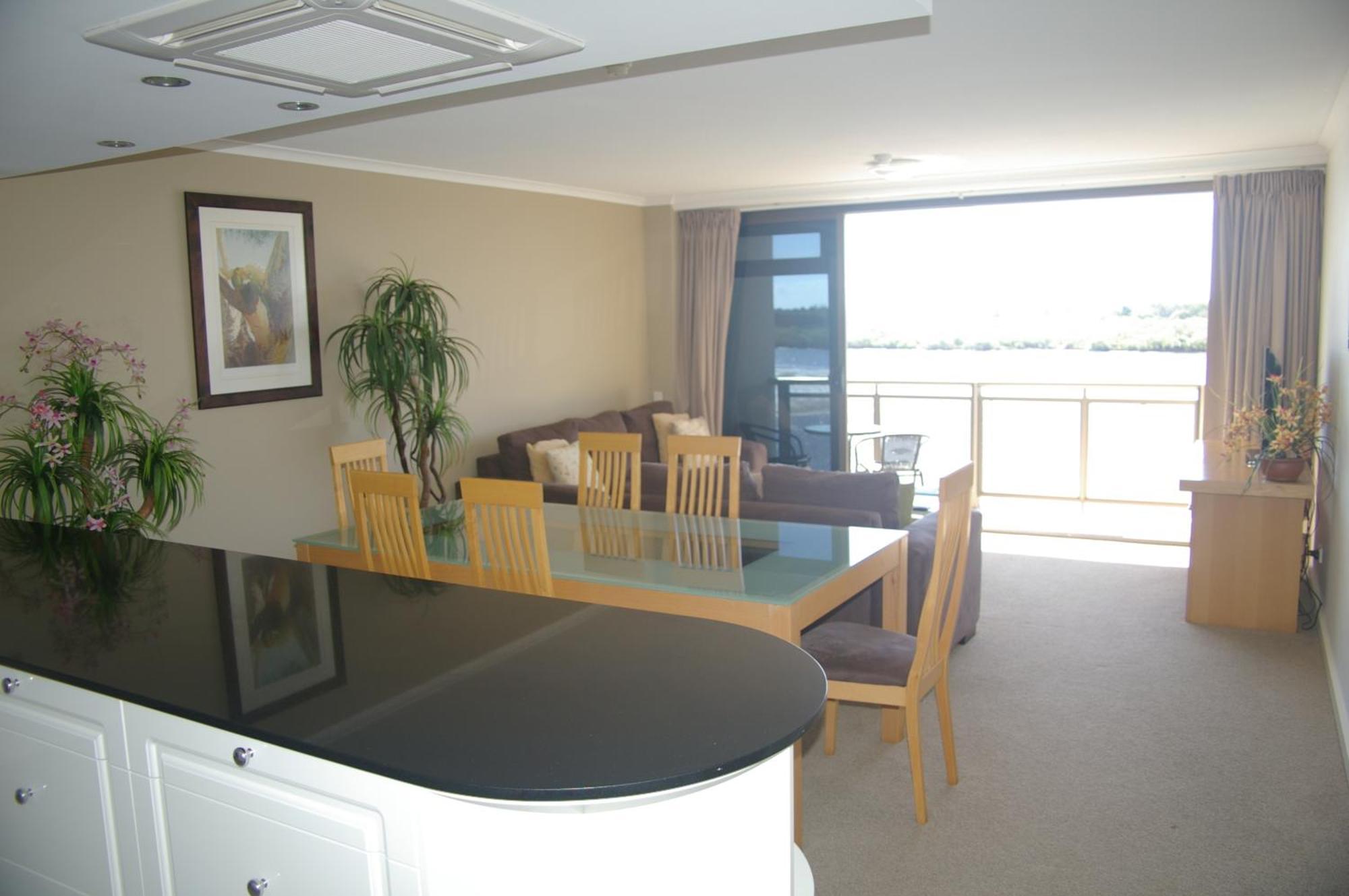 Trafalgar Towers Maroochydore Room photo